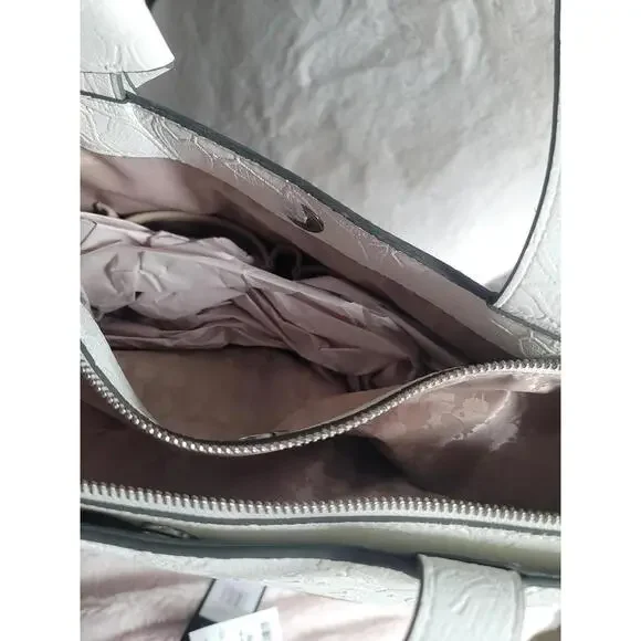 karl lagerfeld handbag - Picture 6 of 7